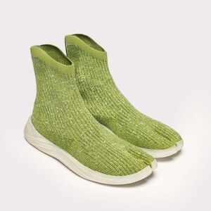 Ilysm Knitted Metallic Tabi Grass Green Tall Sneaker Size 8